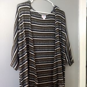 LuLaRoe striped Lindsay Kimono